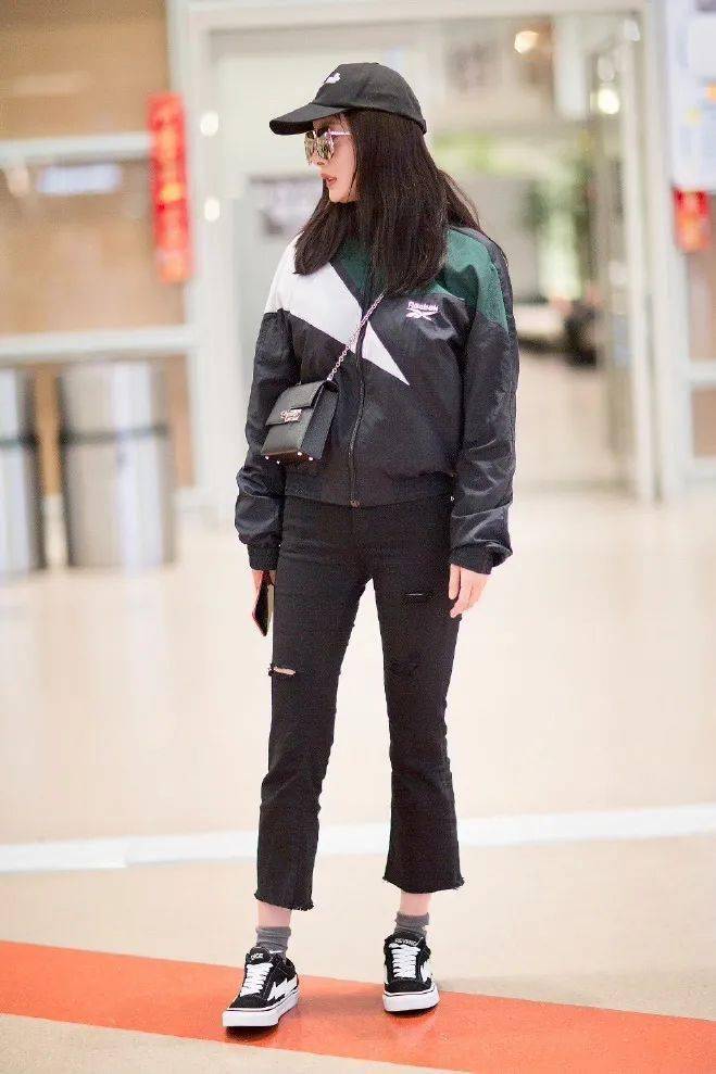 女王 扯白||为何不管女星怎么更新换代,杨幂依旧可以稳居第一带货女王