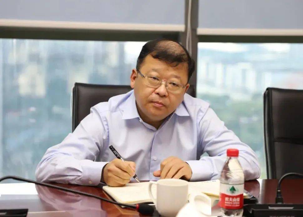 刘宝山对方胜利一行的到访表示热烈欢迎,他充分肯定了中建七局当前