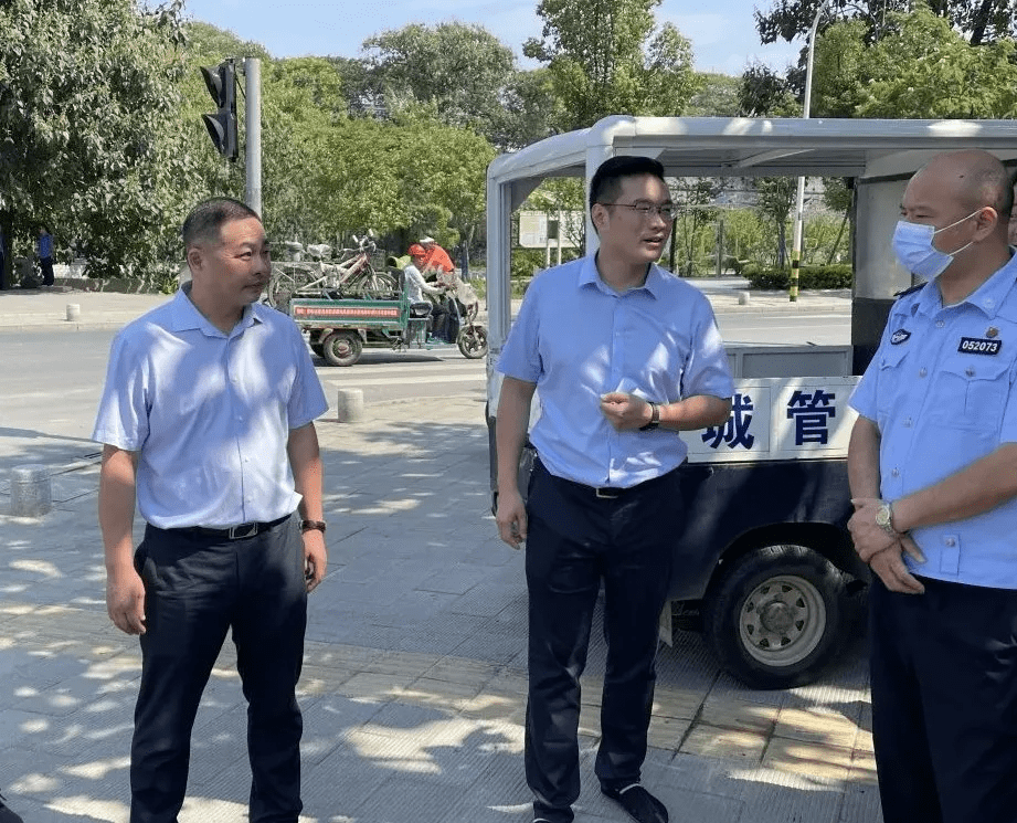 宣传部部长郭磊带队调研荆州区重点点位创文工作情况,区城管局,市交管