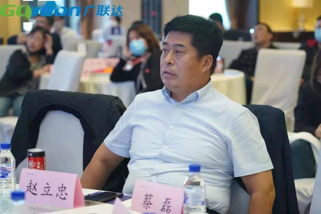 招投标管理处刘艳莉副处长;吉林省建设工程招标投标协会赵立忠理事长