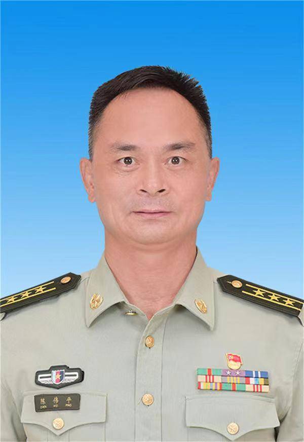 陈伟平陈伟平,男,1974年6月出生,在职大学,中共党员,现任县委常委,县