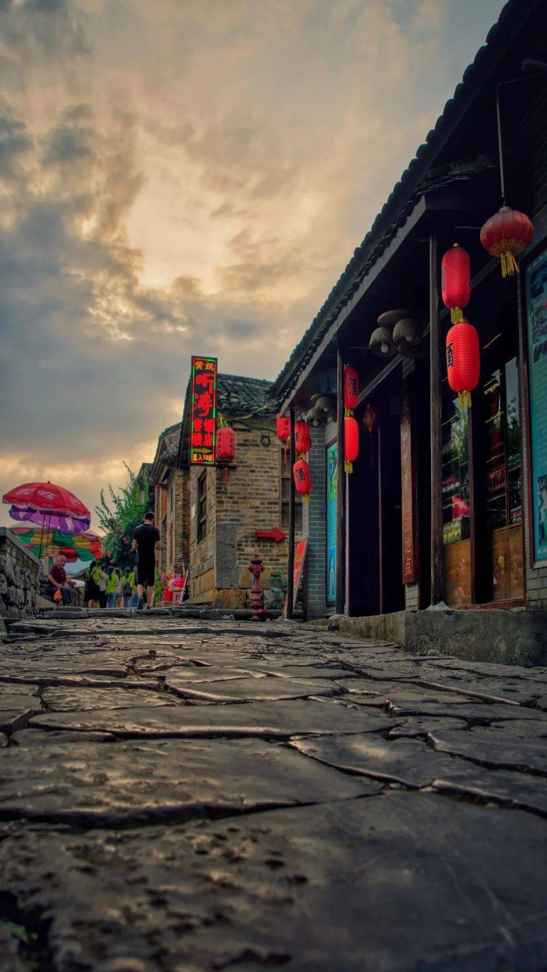 广西这个古镇环境优美,非常适合你!