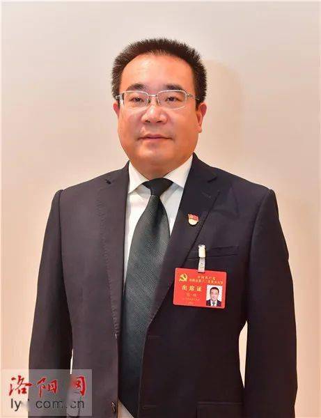 激发创新活力 引领跨越发展——访市第十二次党代会代表陈功