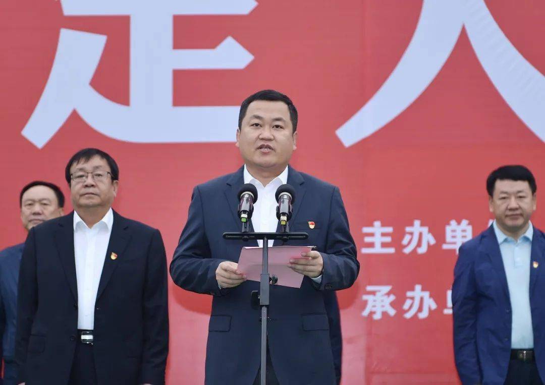 耿鹏鹏介绍工程概况.冯晓磊 摄