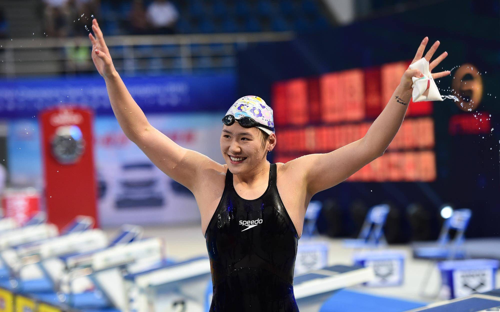 游泳世锦赛|叶诗文女子400米个人混合泳摘银_新华社