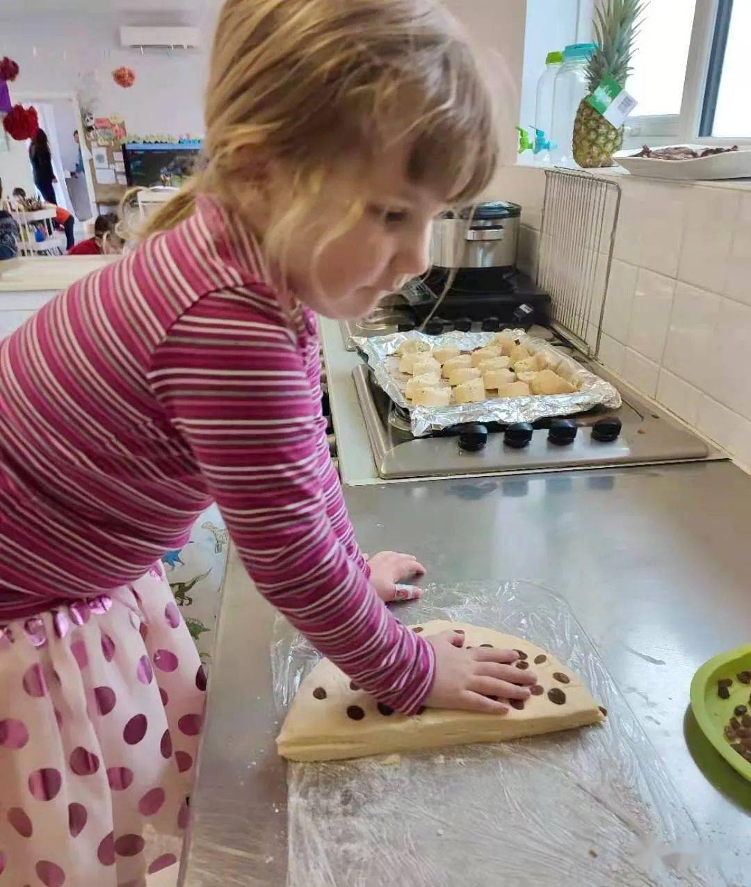 语言|走访伦敦东南首家中英双语幼儿园：中外儿童学中文需求大，或办第二间