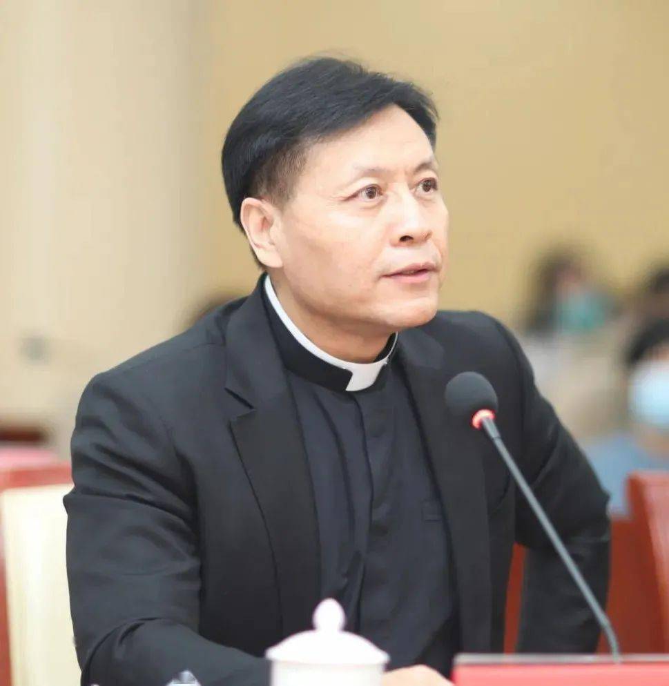 张天路天主教深圳圣安多尼堂主任司铎堂务会主任祝贺福田区第八次