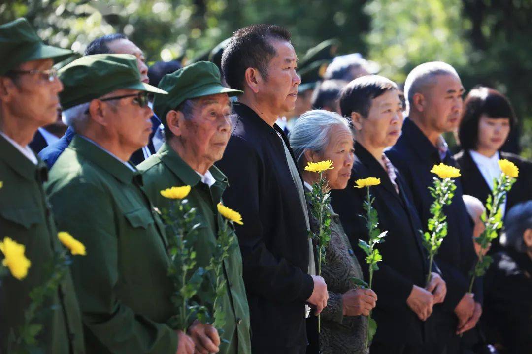 毕节的英雄人物图片