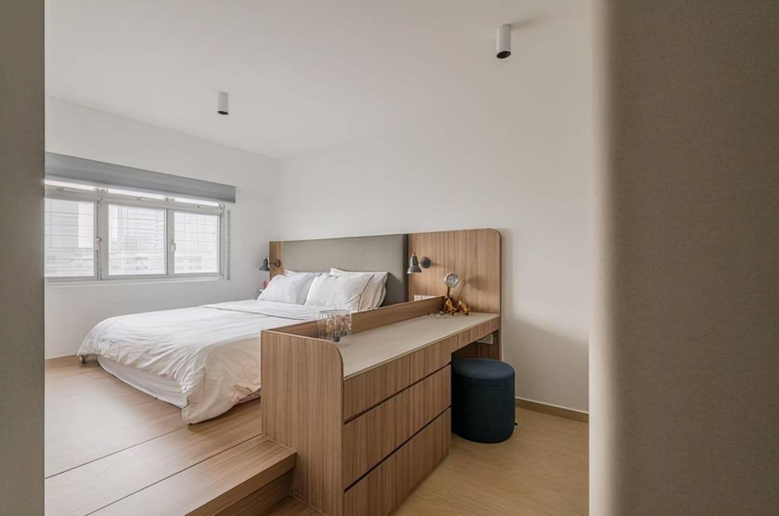 小房间衣柜书桌一字型 e6a50b177f664c75a50e37ba04740677.jpeg