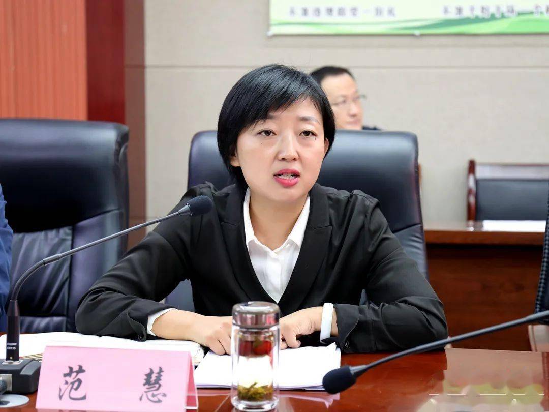 副县长范慧介绍甘谷县工业经济发展现状及发展规划范慧对杰瑞集团来