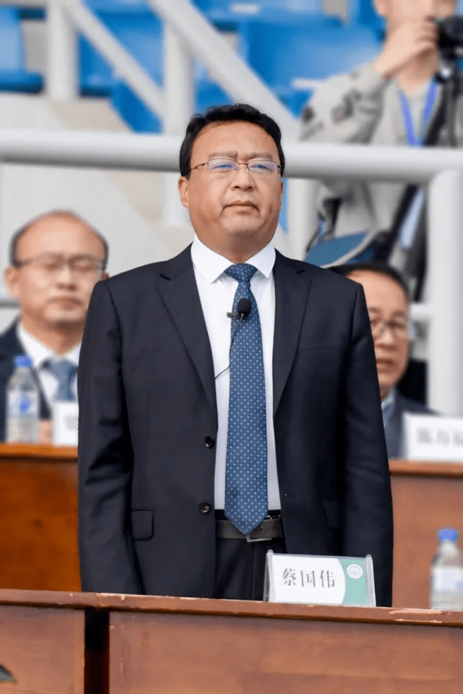 东北电力大学隆重举行2021级新生开学典礼暨军训闭营式_蔡国伟