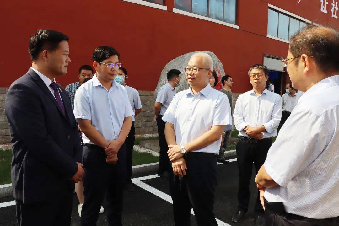 新上任的鄢陵县委书记图片