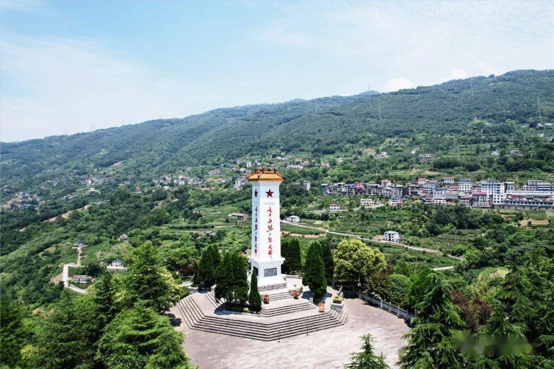 【干出长阳新形象新印象新气象99一把手如何带头干】⑩资丘镇