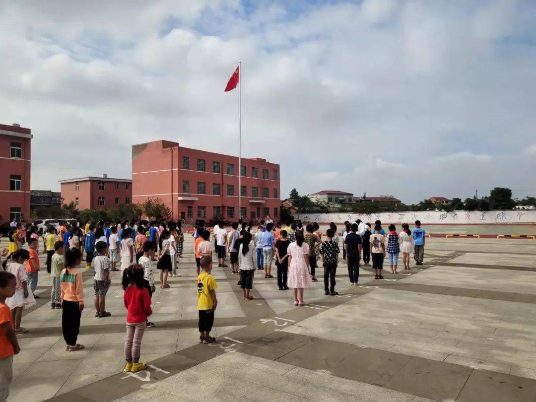 渡头学校"向国旗敬礼"升旗仪式向塘实验学校我和我的祖国童心向党·绘