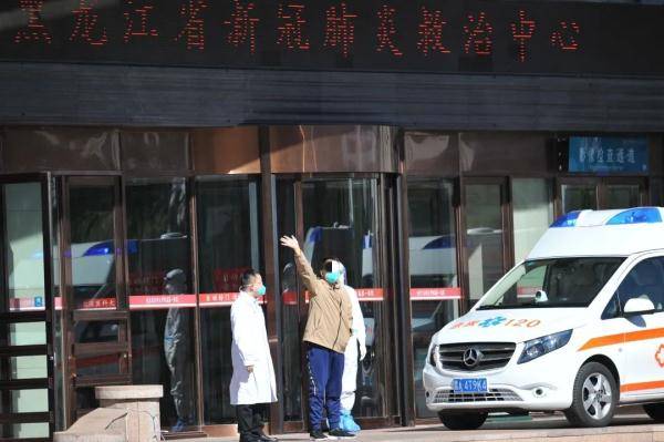 疫情|哈爾濱本輪疫情首批4名治愈患者出院！“患者多輕癥，治療有信心！”