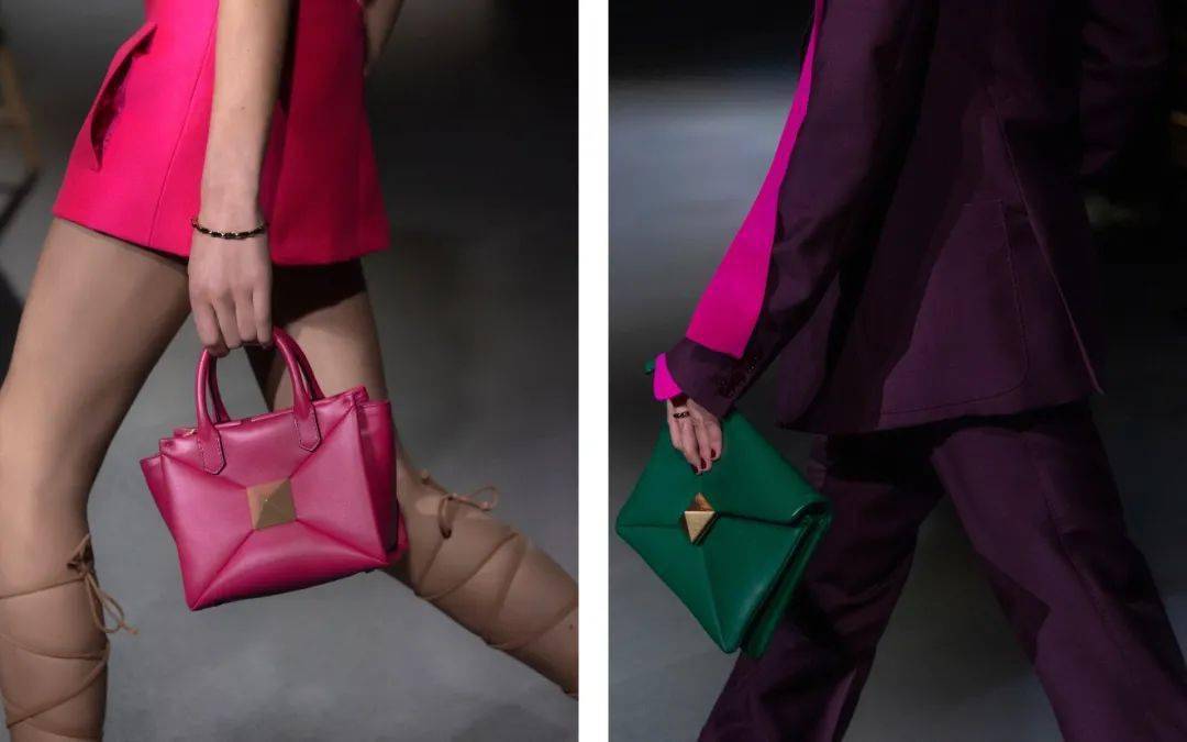 廓形 Valentino 2022 春季系列发布，刺绣、蕾丝、印花…… 尽显高级！