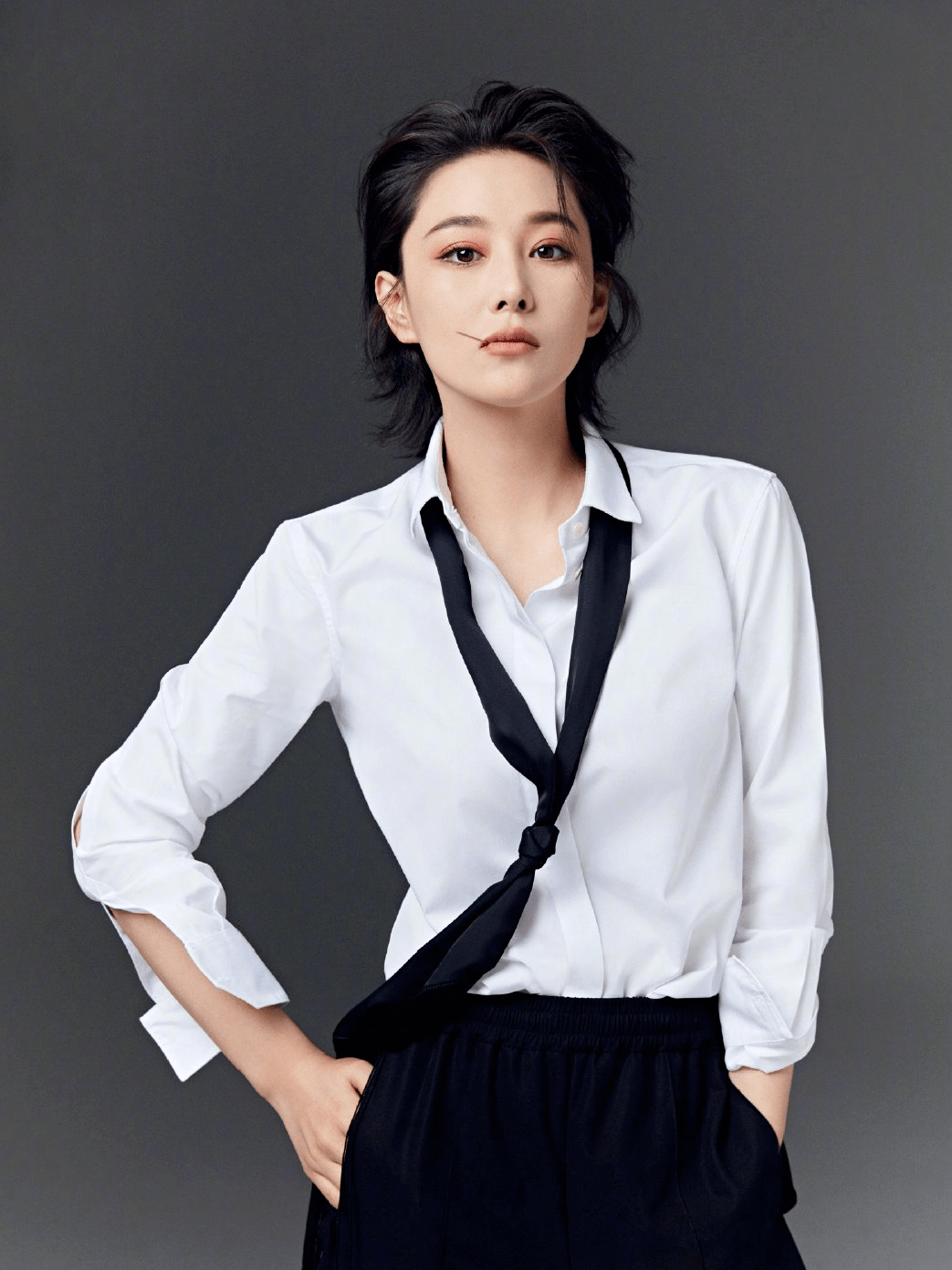 polo 渣女风已经OUT了!2021年流行“无性别风”,高级爆了!