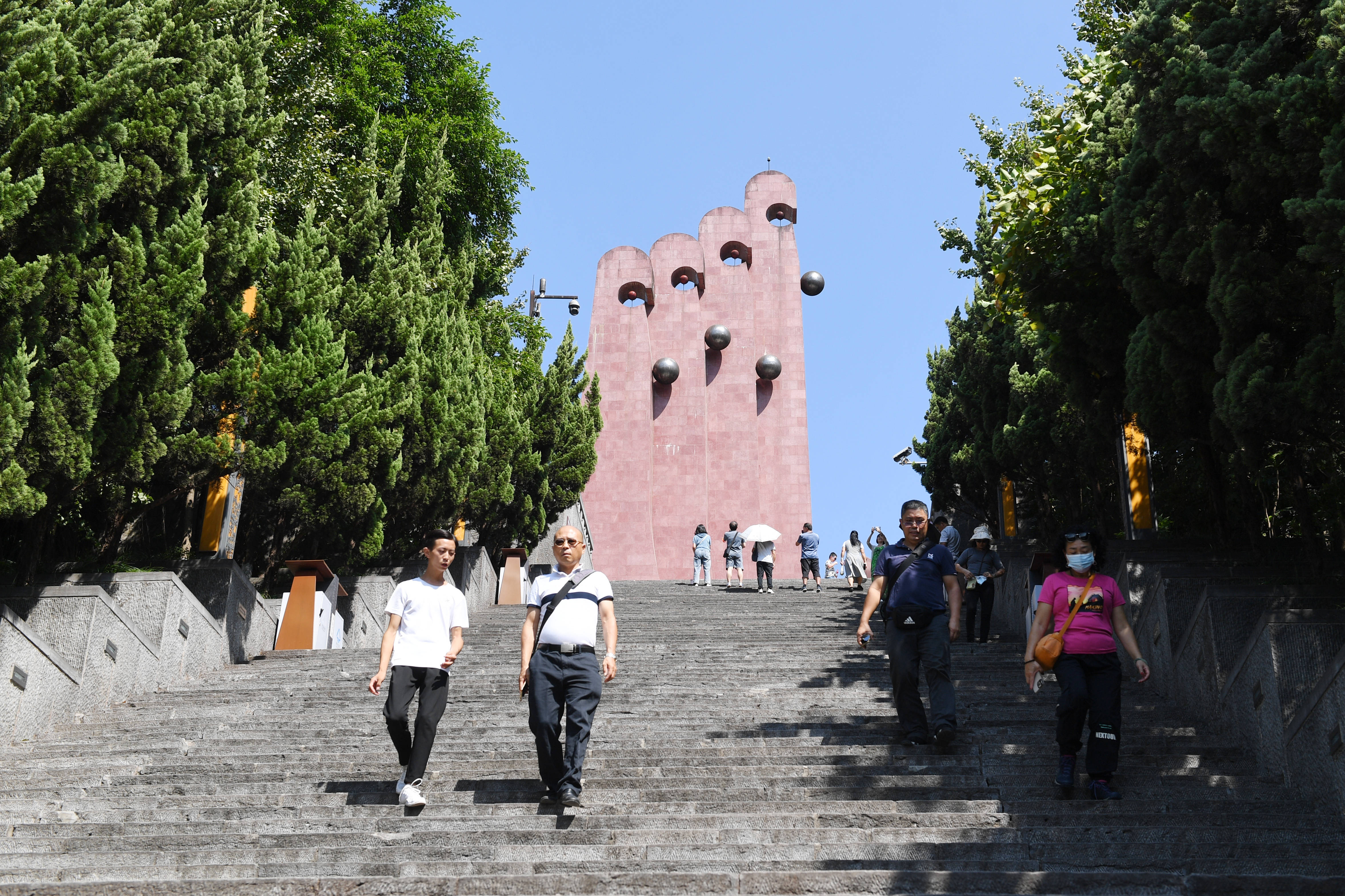 遵义|国庆假期红色旅游热