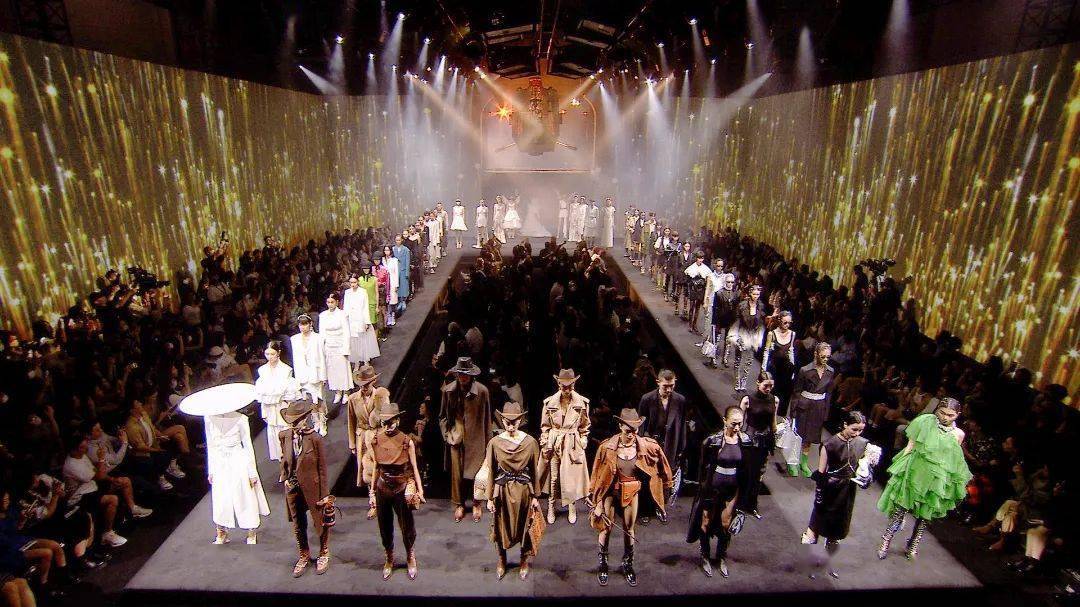 品牌 鞋王驭风逐梦，长跑者加速