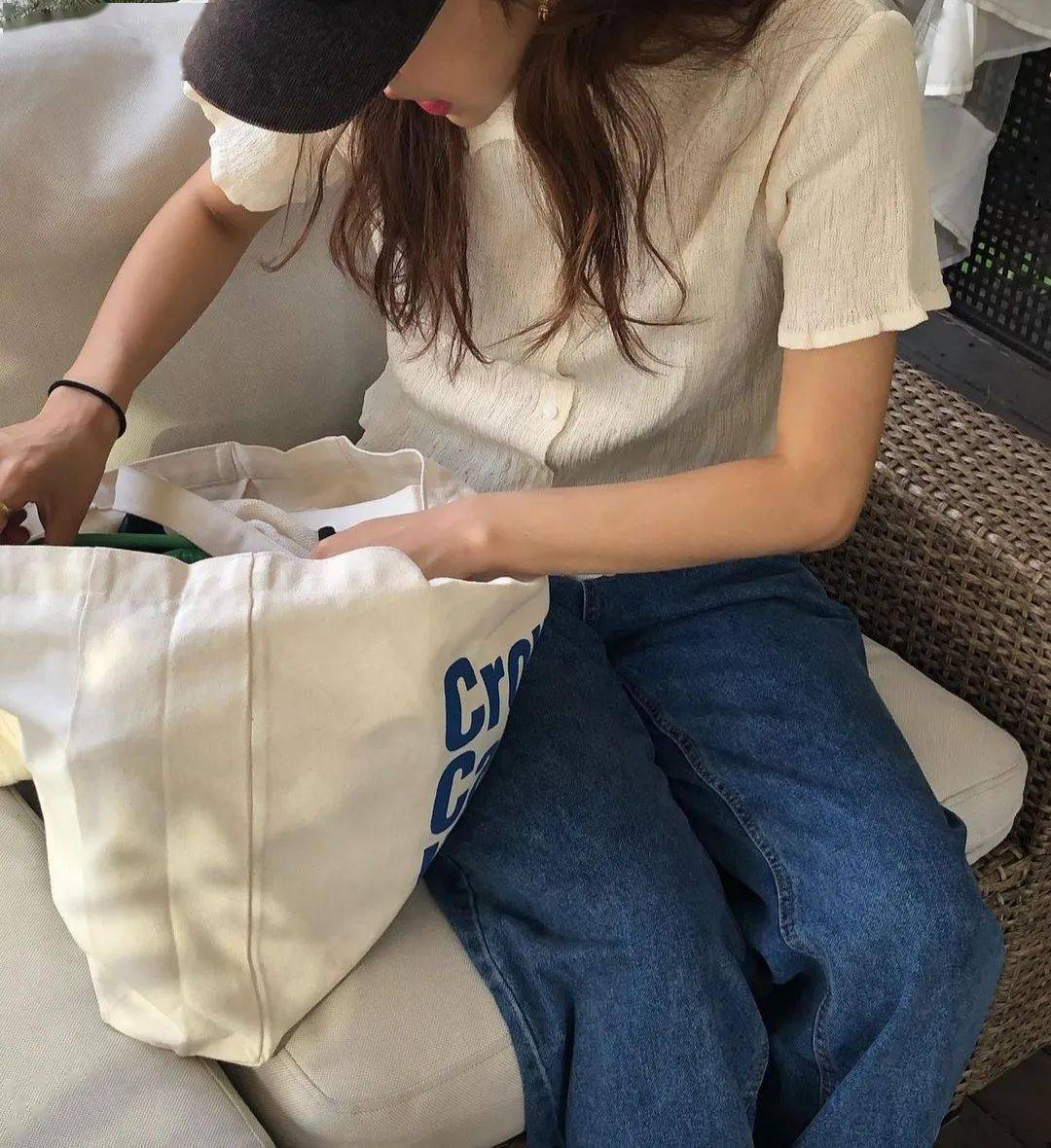 韩系 4 位宝藏 Ins 博主分享，我的穿搭都从这里取经