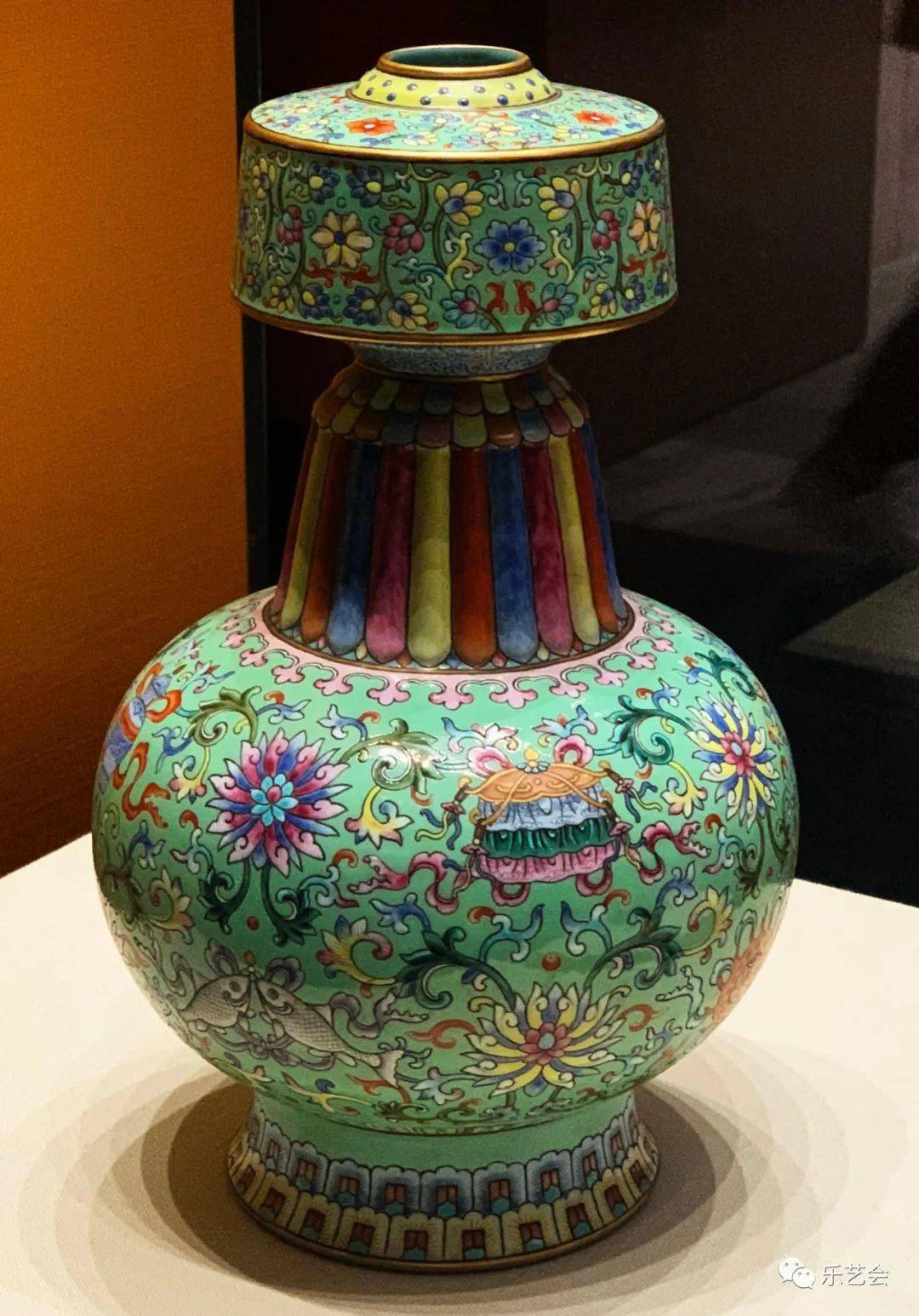 无极斋分享下江南故宫博物院藏乾隆时期文物展之六