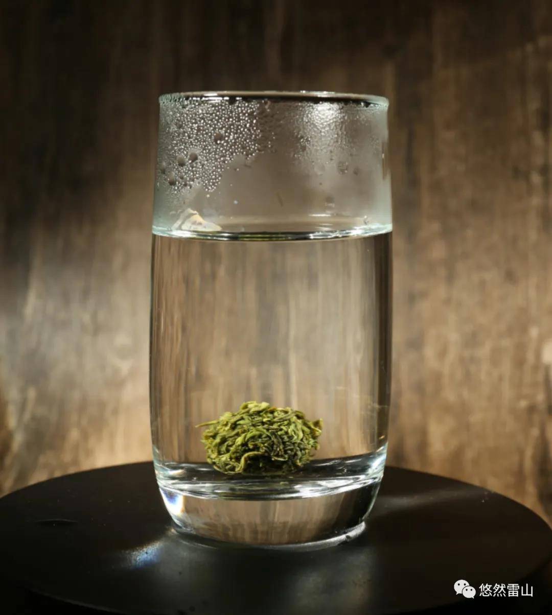 其茶叶含硒量是一般茶叶平均含硒量的15倍其加工技术及工艺曾获得国家