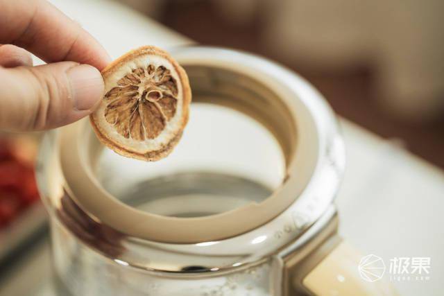 厨艺厨艺小白也能做出软糯银耳羹？一键温泡智能控温，美味营养双重兼顾