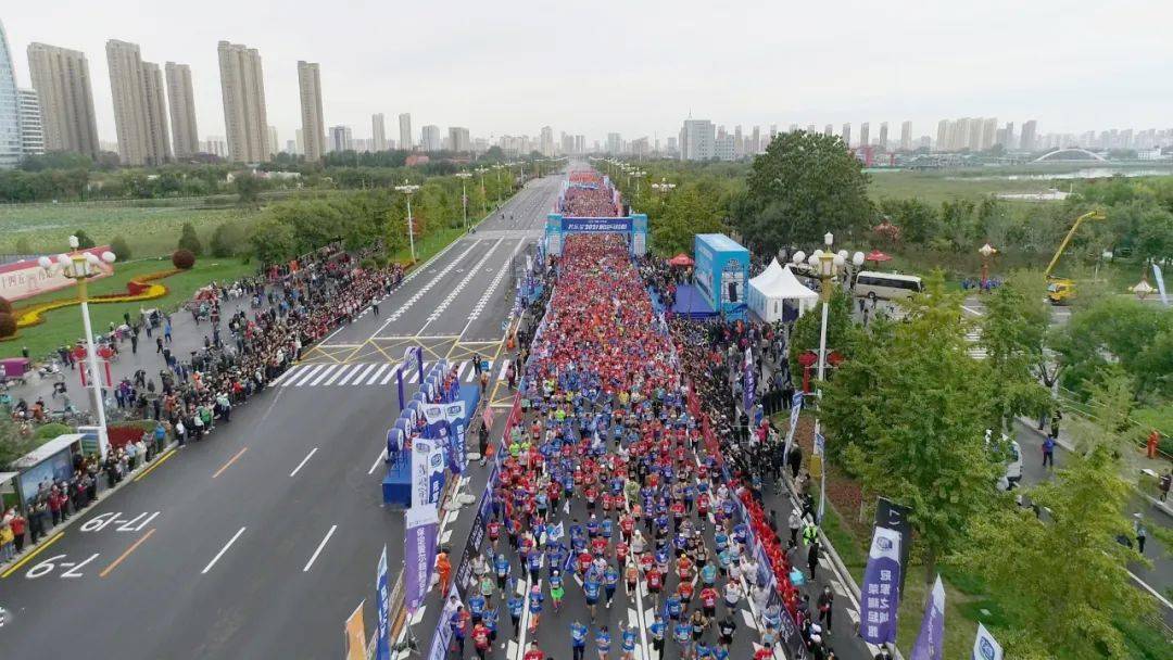 君乐宝2021保定马拉松圆满落幕!_赛事