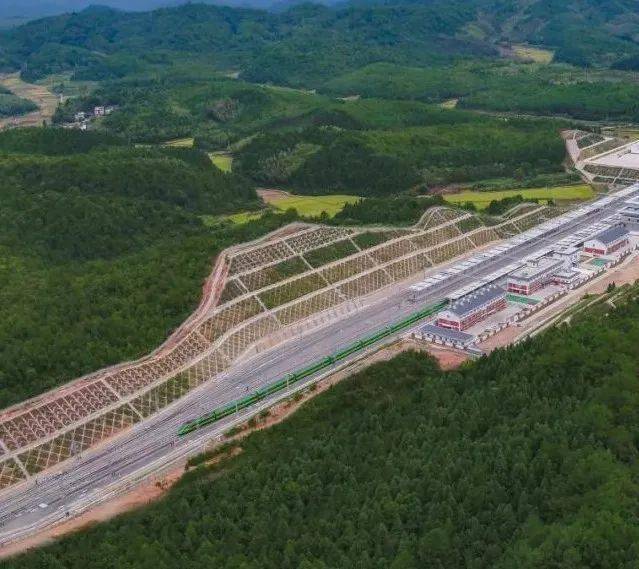 宁化长征号动车组来啦经停三明3个区县直达北京