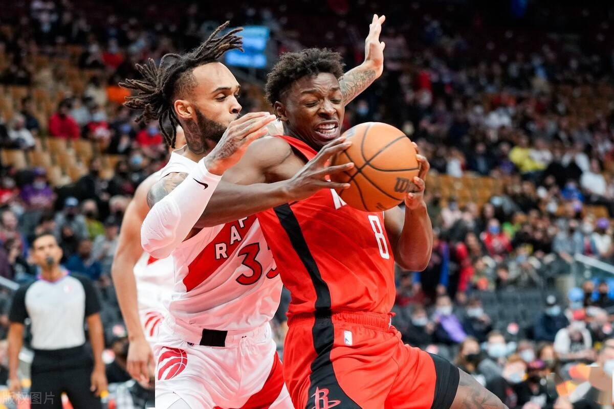 火箭15分惨败 双子星低迷仅17分 申京成惊喜 18分钟高效10 5 比赛