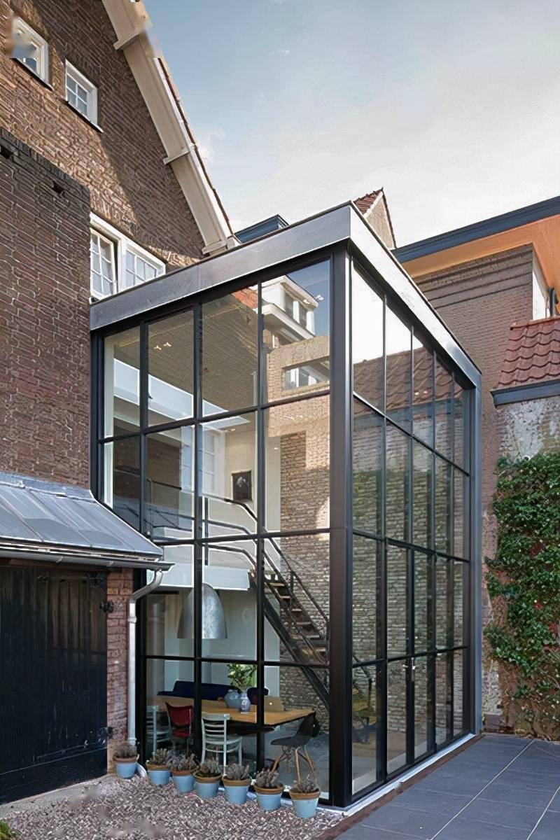 在国内,有条件我也愿意做外扩,靠着房子改上下层,室内小也不怕_玻璃