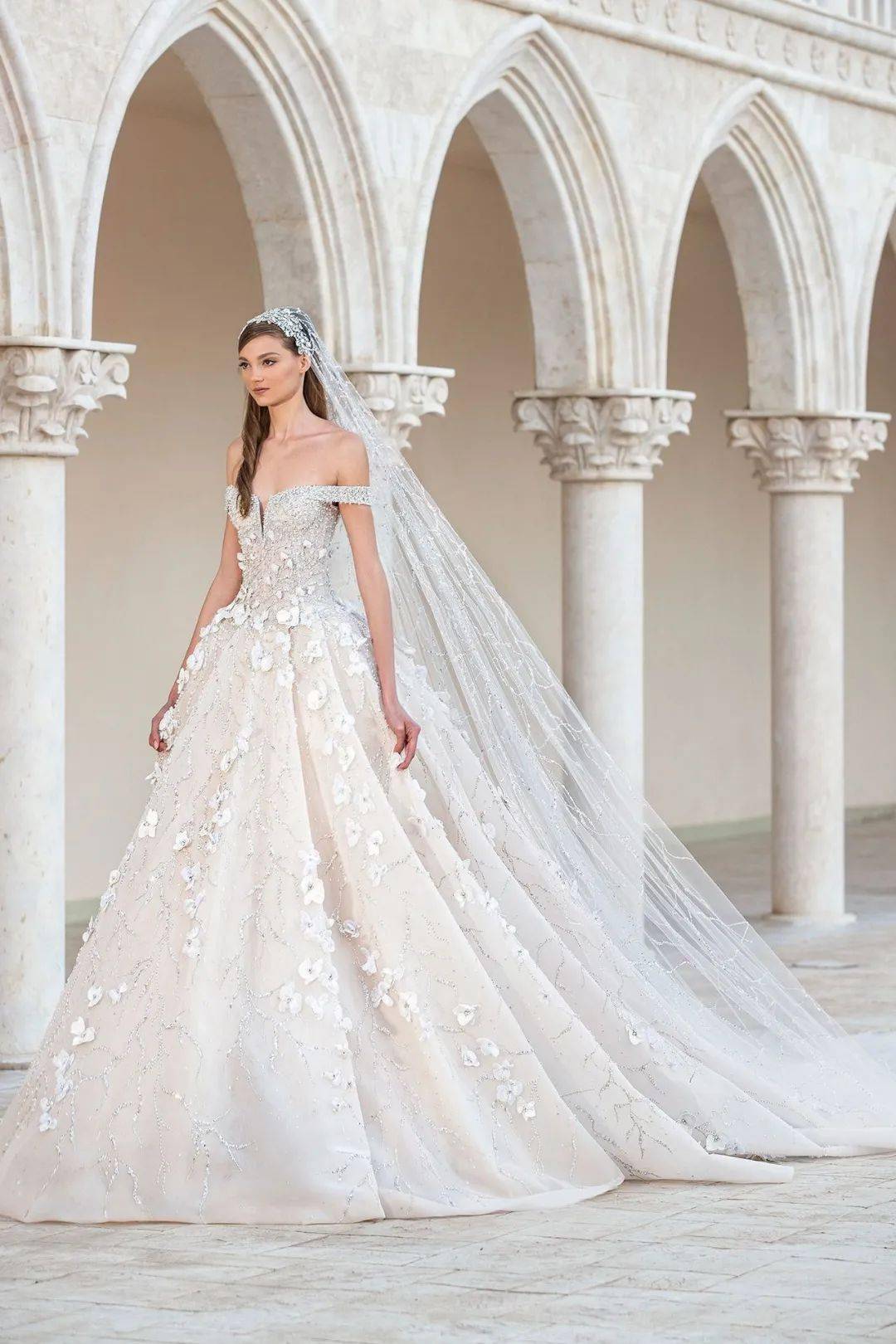 公众 礼服-Georges Hobeika 2021-22 秋冬高级定制时装秀（仙气飘飘）