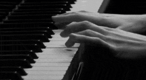 26e86652a1014dfc984139c96ca21a29.gif