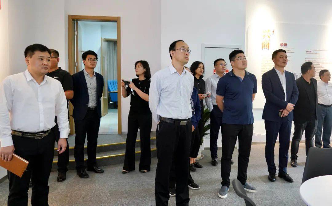 徐州经开区代表团赴娄葑街道调研
