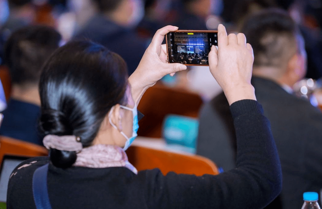 钟南山：宁夏配合得很好，很了不起！