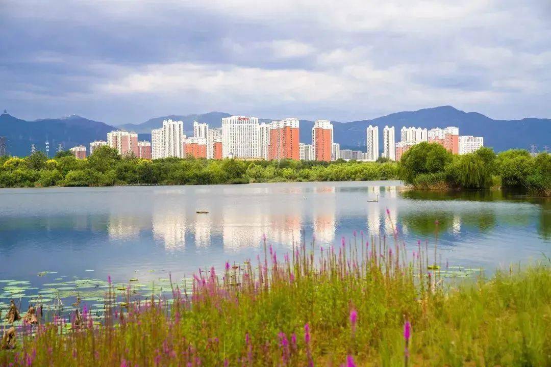 石景山公园北京 a28b5236b9c044f6bafef8fcfa26f4b8.jpeg