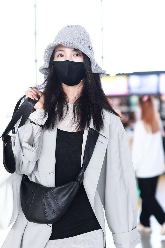 时间 降温预警！时髦针织帽才是无惧寒风的必备单品