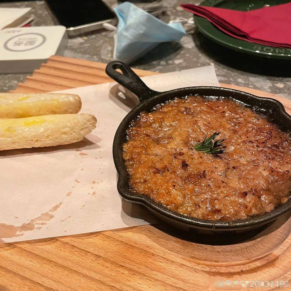 成功|周扬青相亲成功？与小6岁陈瑞丰低调撒糖，两人私下约会甜蜜用餐