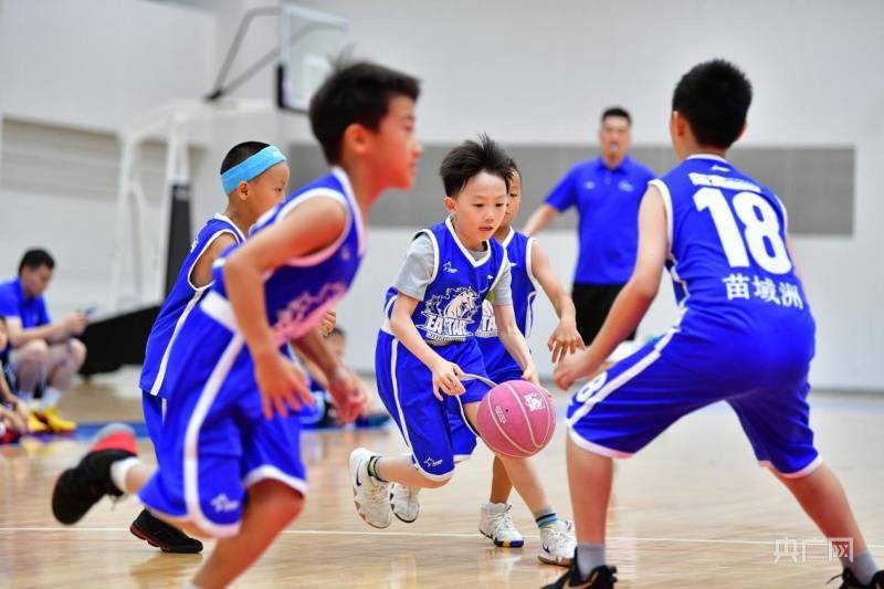 青少年|东方启明星：让孩子全面了解篮球运动文化，培养运动热情