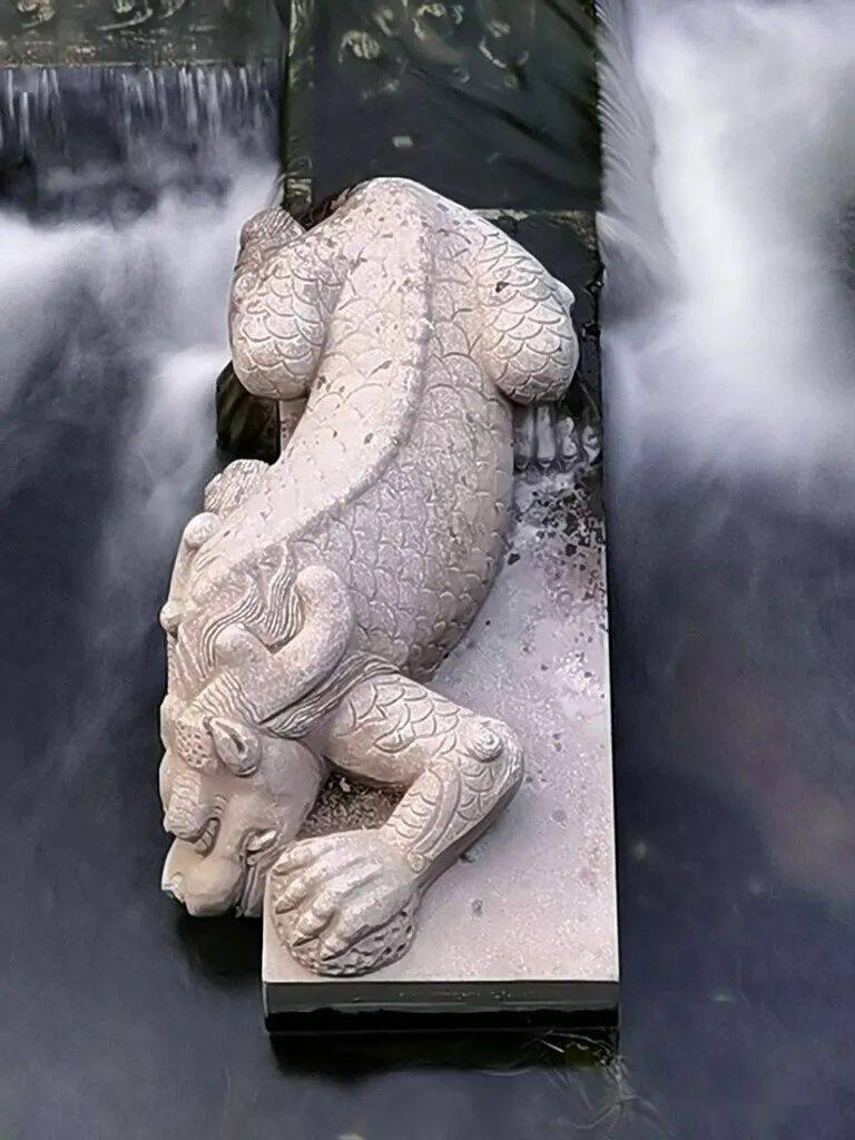 即是美好的期盼 又是美丽的装饰古今的镇水兽们 静