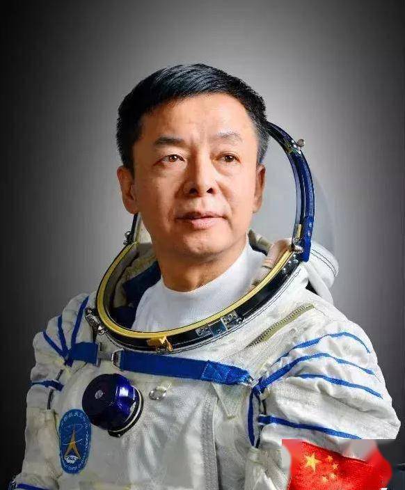 备战23年初心不改！航天员邓清明，值得所有人致敬！