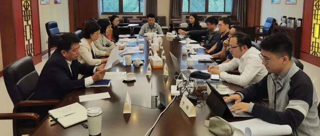 清华大学战略与安全研究中心课题组来办调研_外事