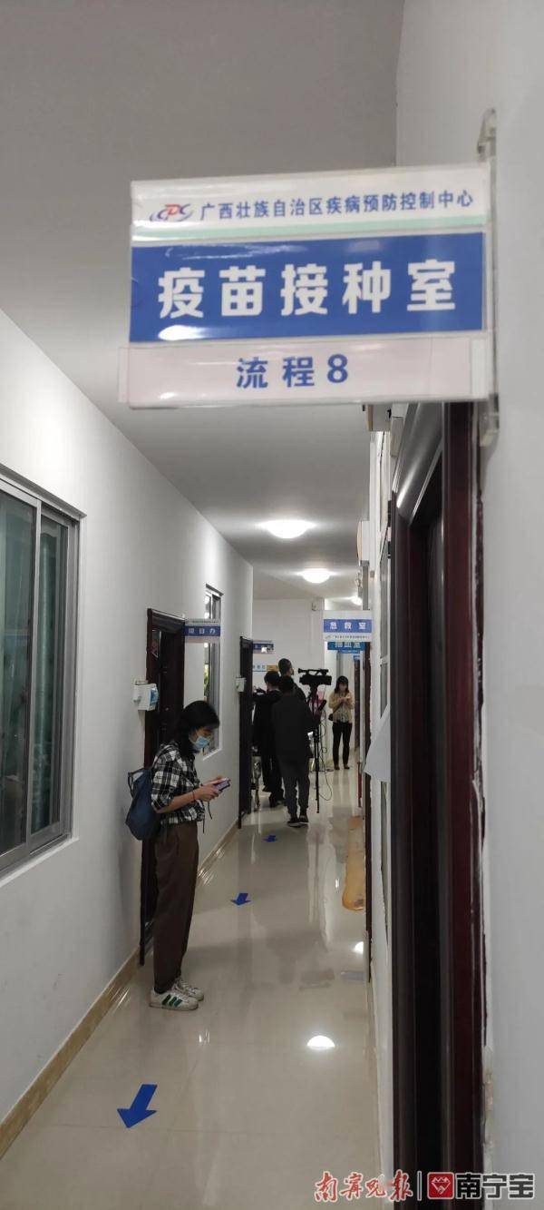 流感|气温骤降，流感“叠加”新冠，这些防治建议听听专家的权威解读