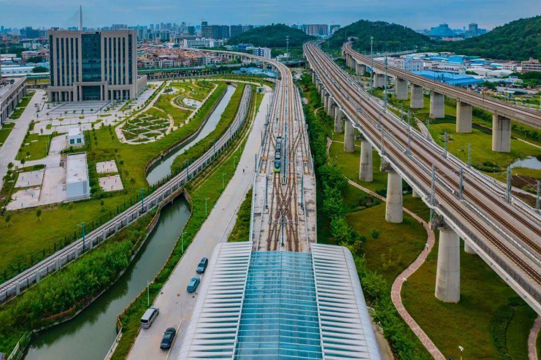 沿着南海有轨电车1号线,看大美桂城!| 多图