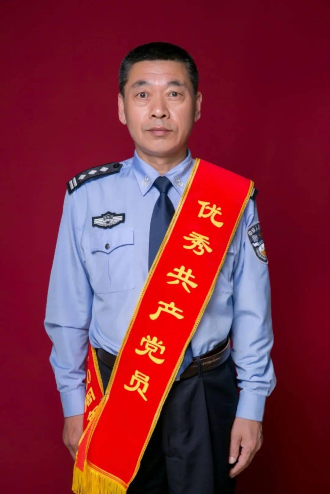 勇立潮头真先锋——记哈尔滨市公安局道外分局南直路派出所所长江海洋