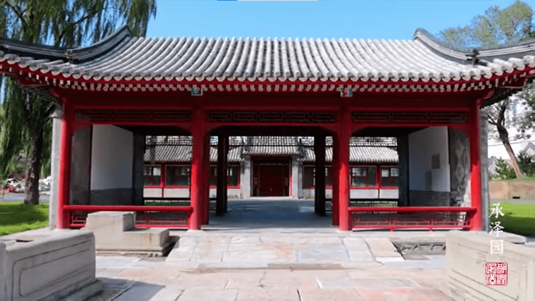 大家一起回顾了典雅古朴的朗润园,熟悉了现代化,智能化的承泽园