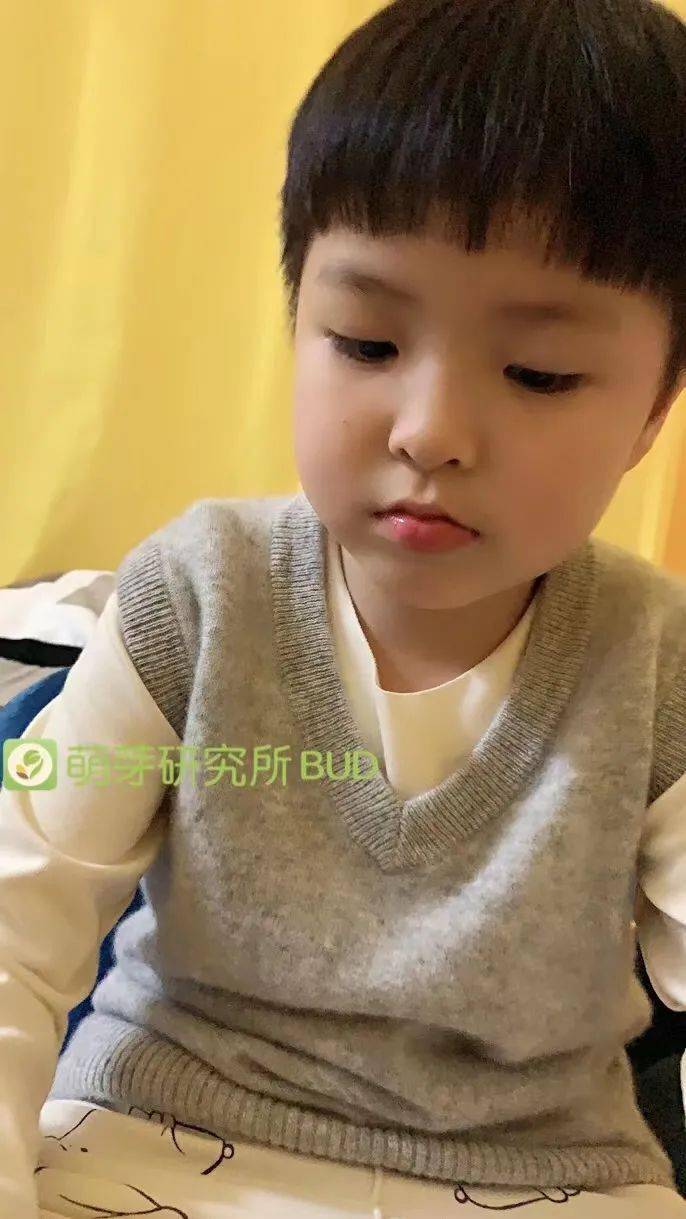 团队 这两年的羊绒太贵了,我们拼尽全力才找到这件性价超高的羊绒衫