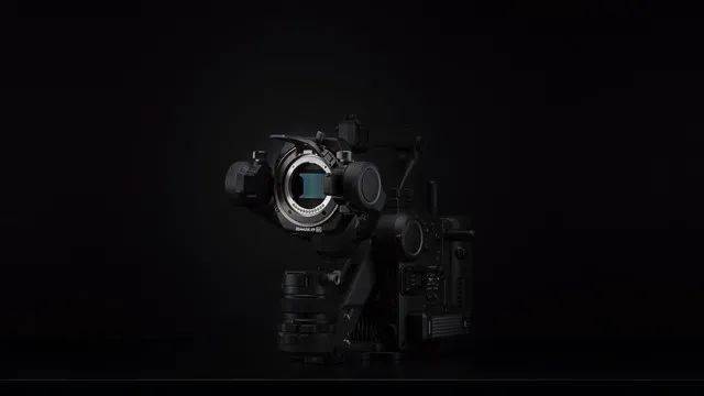 技术|集多系统于一体！大疆发布首款四轴电影摄影机 DJI Ronin 4D