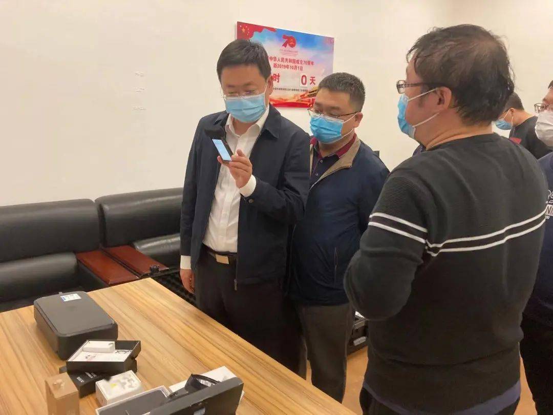 10月19日下午,北京市应急管理局救援协调和预案管理处处长姜波,三级