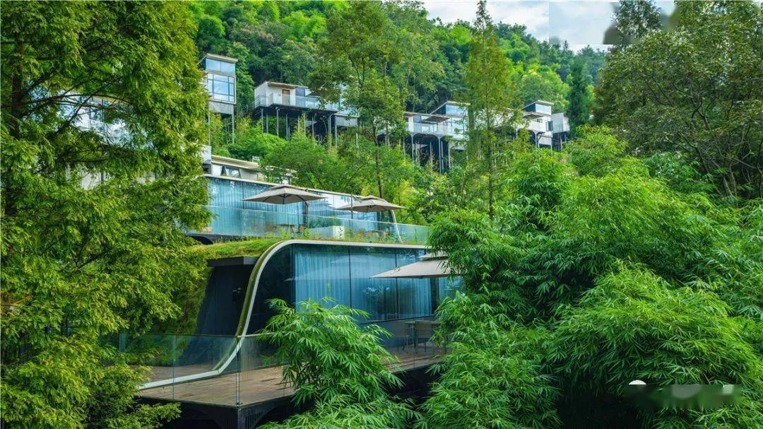 《亲爱的客栈2》同款,大成都首家酷炫高科技酒店——地球仓,现身龙门